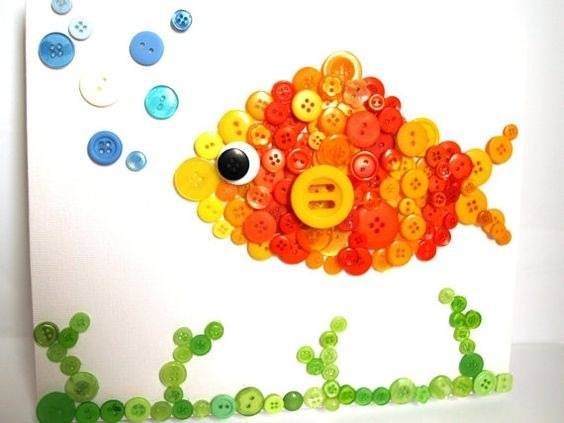 Панно из пуговиц для ребёнка