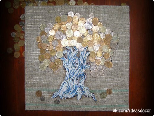 Дерево из салфеток и клея