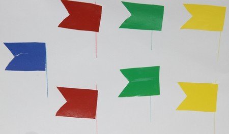 Аппликация в младшей группе на тему флажки