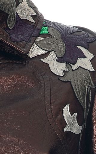 Аппликация из кожи на кожаную куртку