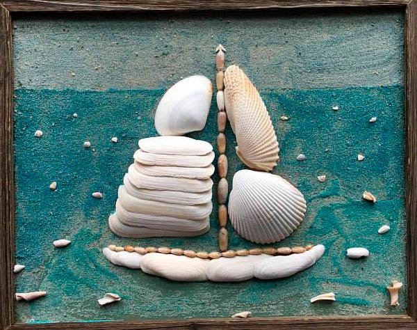 Аппликация из ракушек и камней