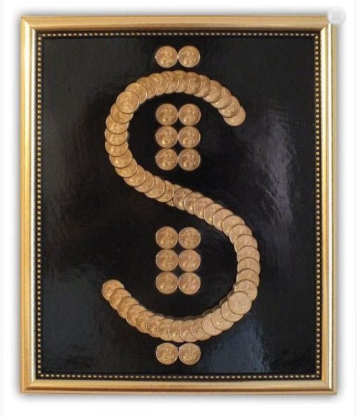 Панно из монет в рамке