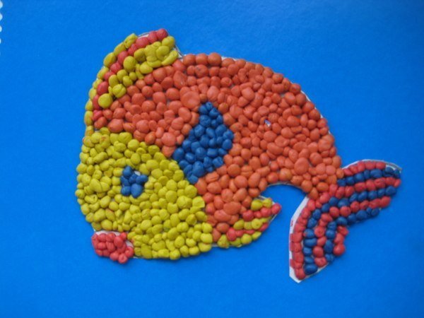 Аппликация из пластилиновых шариков