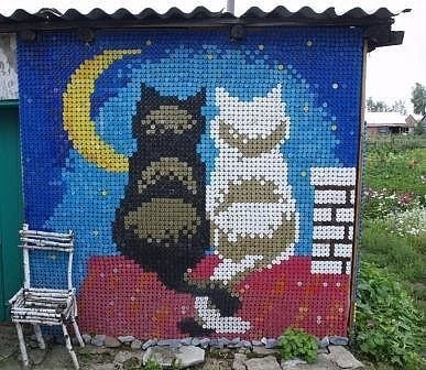 Олимпийский мишка из пробок от пластиковых бутылок