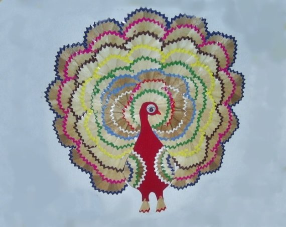 Аппликация из карандашной стружки