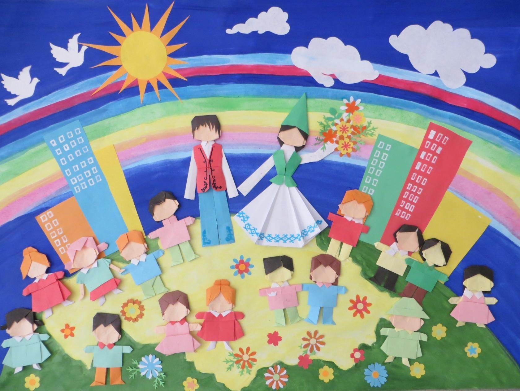 Картинка дети казахстана. Аппликация на тему Дружба народов. Детский рисунок к Дню независимости. Коллективное рисование. Аппликация ко Дню независимости.