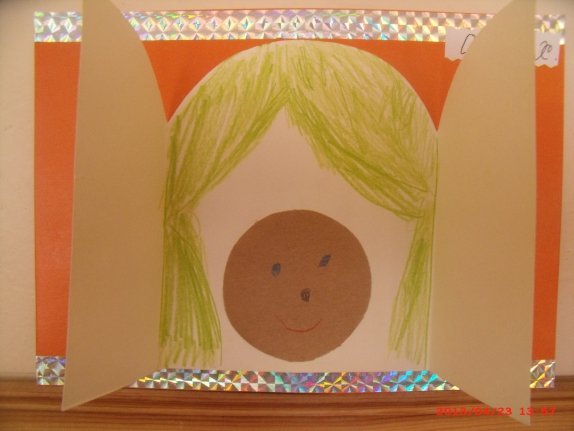 Аппликация 2 младшая группа тема Колобок на окошке