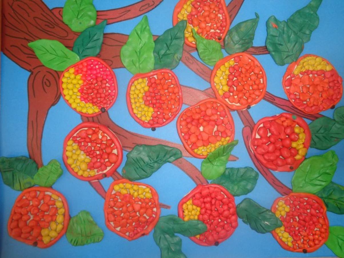 Овощи фрукты подготовительная группа. Пластилинография в детском саду. Рисование в детском саду старшая группа. Пластилинография овощи и фрукты. Лепка в детском саду старшая группа.