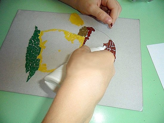 Аппликация рваной бумагой