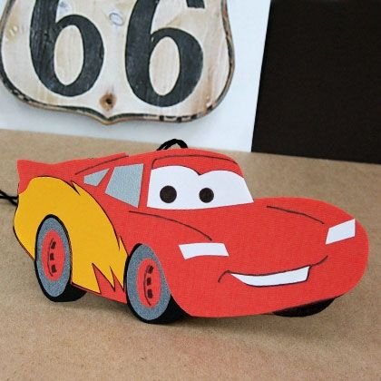 Маквин из картона