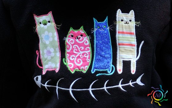 Вышивка котики на одежде