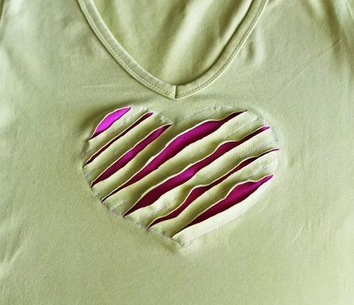 Заплатка на трикотажной футболке