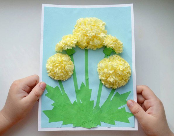 Одуванчик из салфеток