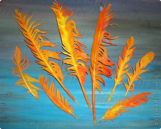 Поделки из цветных перьев