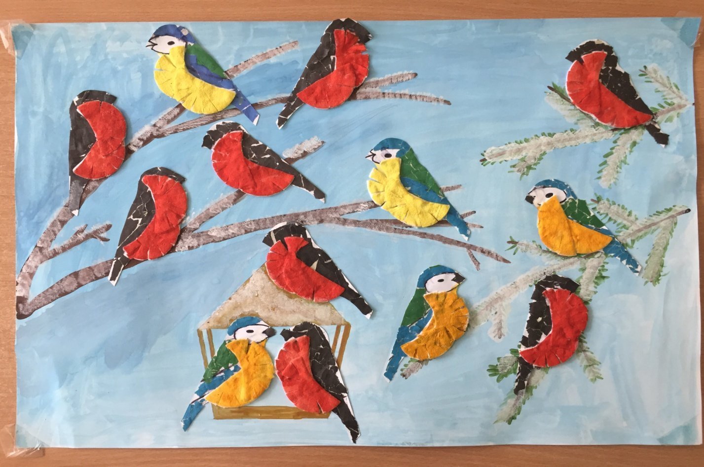 Нод аппликация птицы. Аппликация на тему птицы. Коллективная работа птицы. Аппликация птицы в детском саду. Рисование зимующие птицы средняя группа.