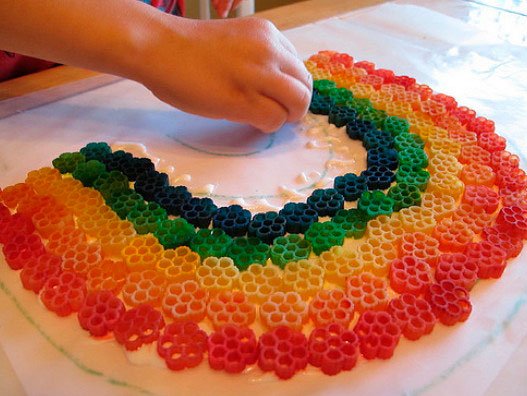 Поделки из макарон для детей