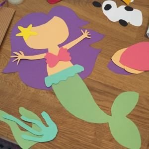 Русалочка из цветной бумаги