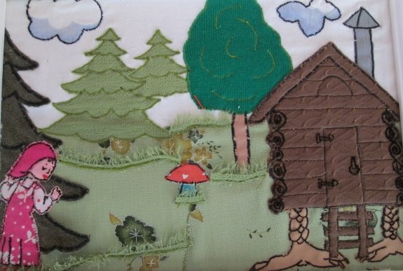 Сюжетная аппликация из ткани