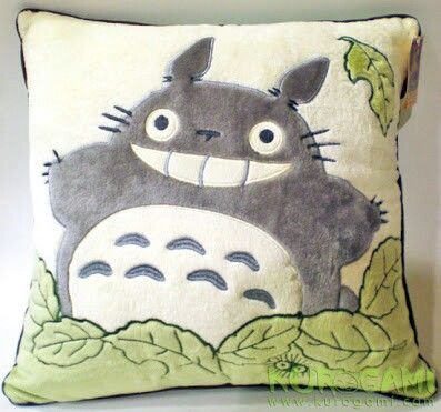 Тоторо подушка нарисованная
