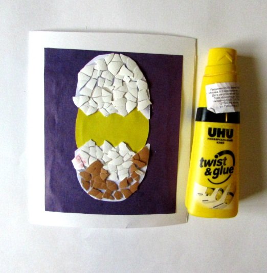 Аппликация из яичной скорлупы с дошкольниками
