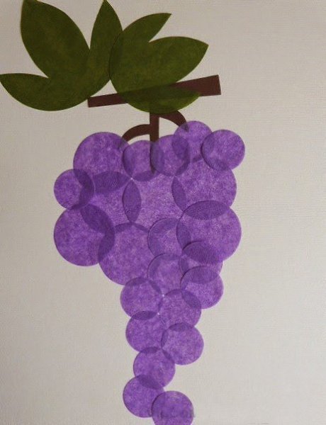 Виноград из цветной бумаги