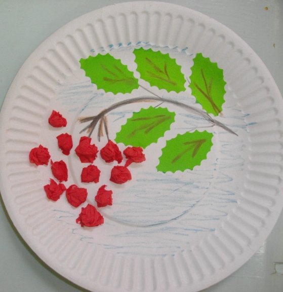 Аппликация в старшей группе ягоды на тарелочке