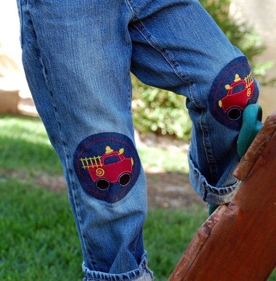 Заплатка на детские джинсы