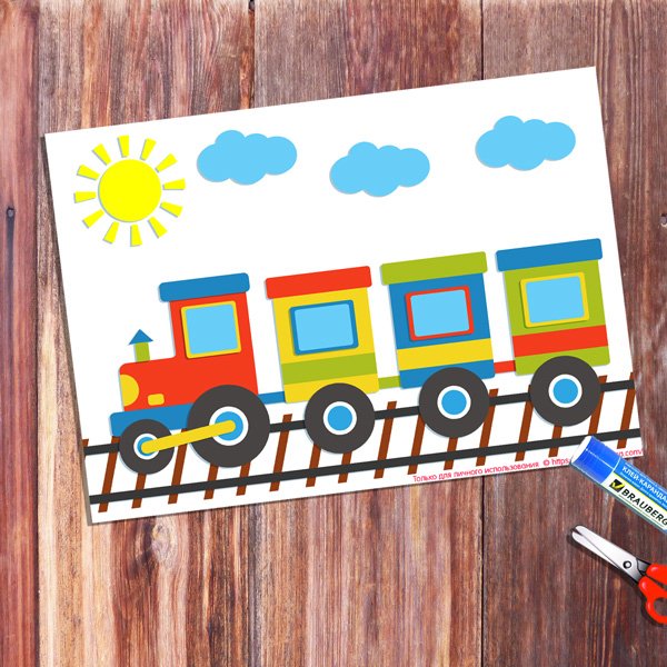 Паровозик из цветной бумаги