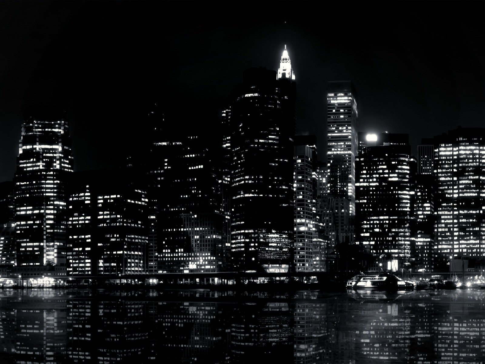 Черный фон картинка на обои. Черные обои. Черно белый город. Ночной город. Тёмный город.
