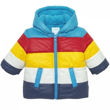 Куртка детская на белом фоне