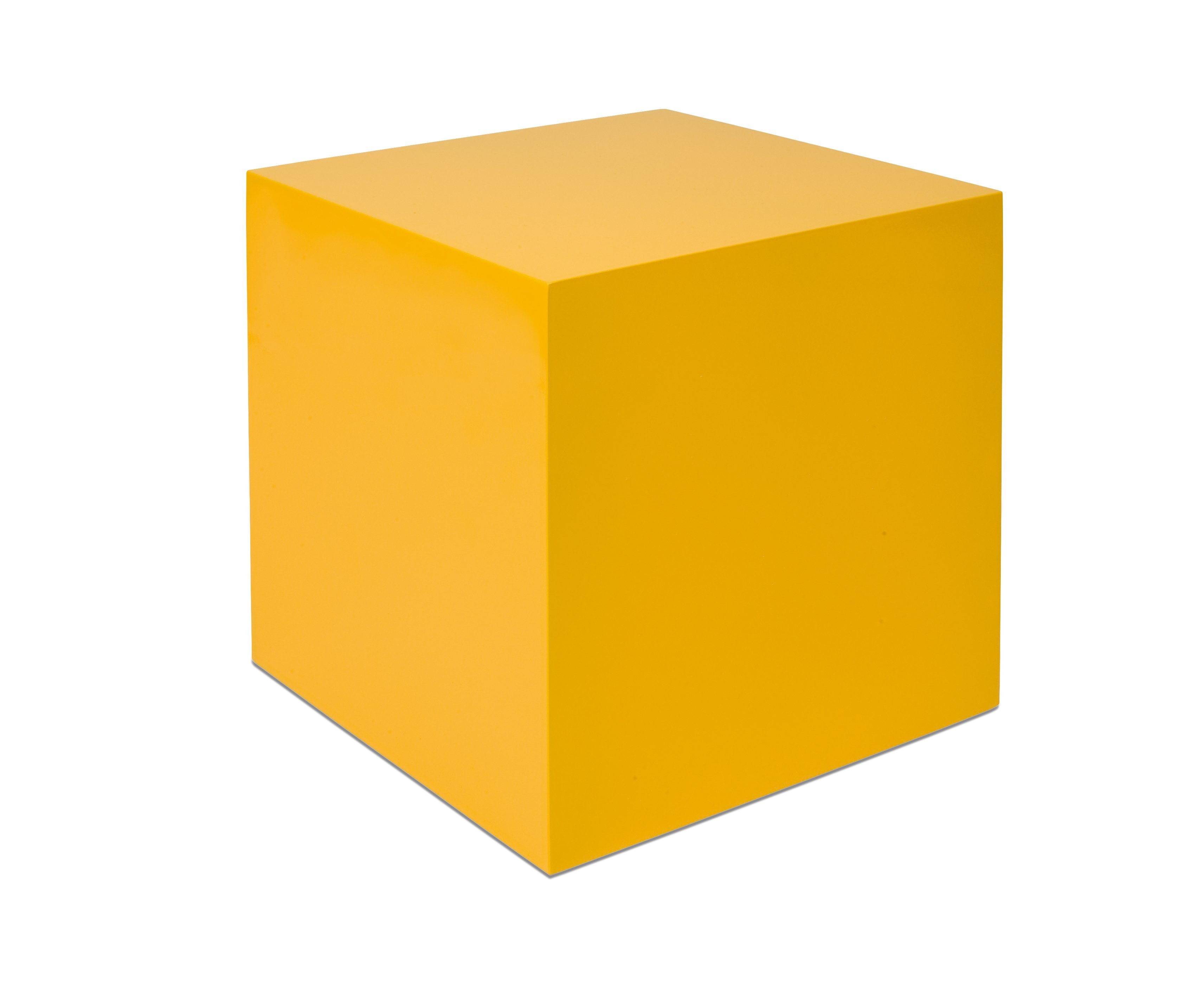 Reg kz. Желтый кубик. Квадратные предметы. Куб Геометрическая фигура. Объемная фигура куб.