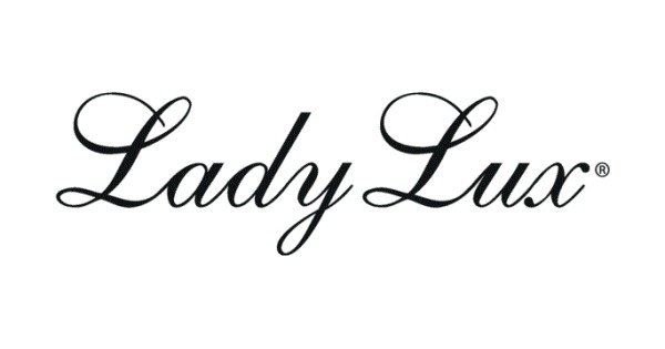 Татуировка с надписью леди