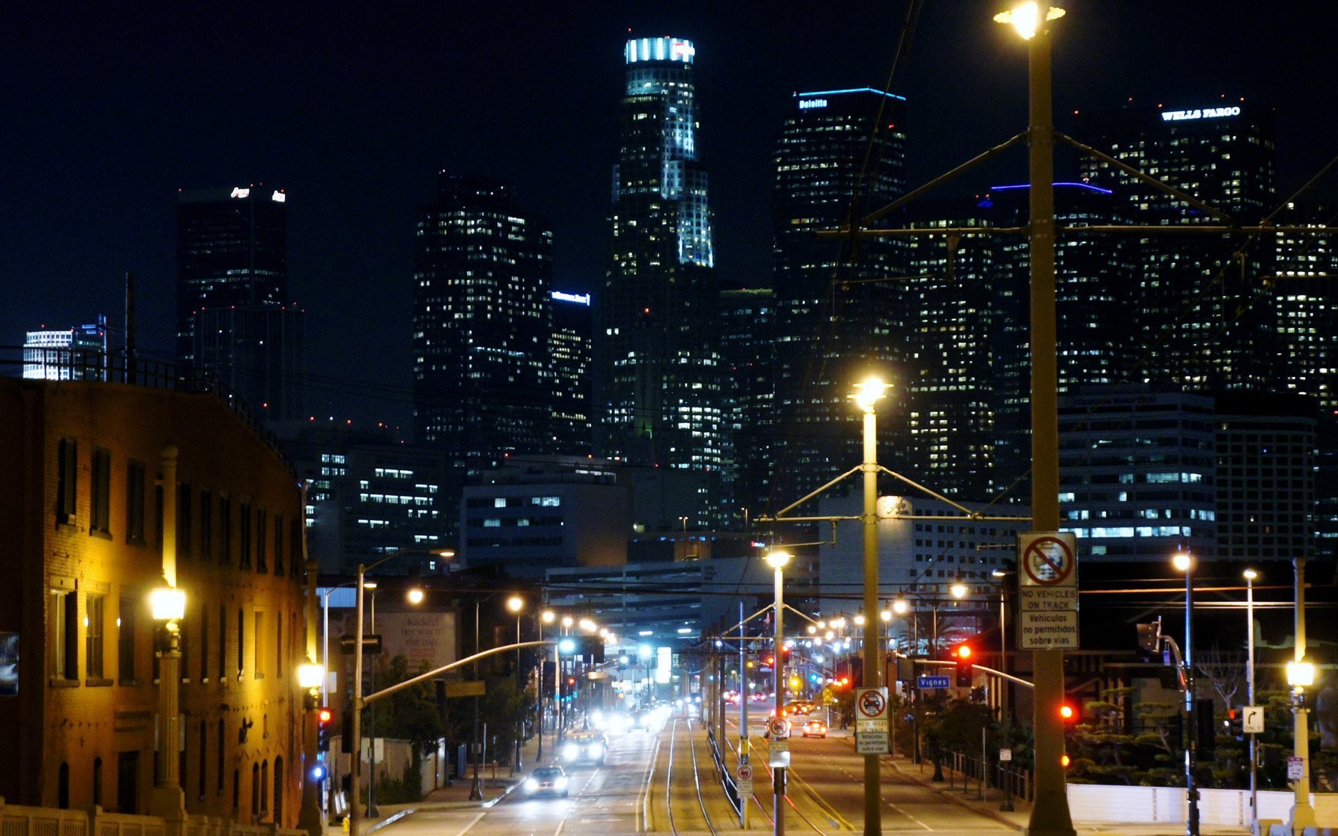 Ночной Лос Анджелес Даунтаун. Найт Сити Лос Анджелес. Лос Анджелес ночью. Ночной Лос Анджелес улицы.