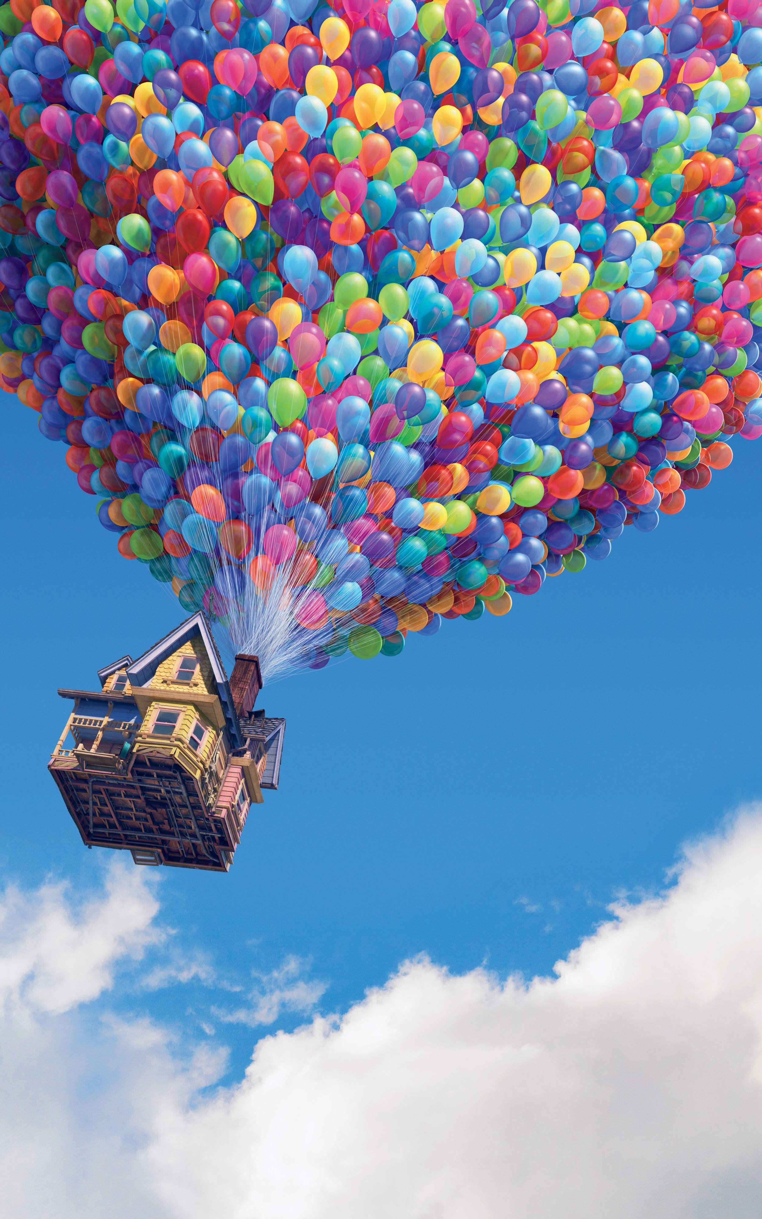 Летающий шарик дома. Домик с шариками. Летающий дом. Домик с воздушными шарами.