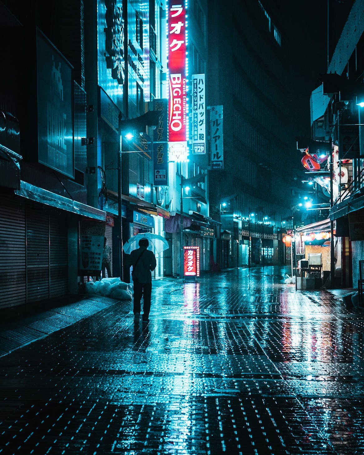 Город после токио. Япония Токио улицы. Япония ночной Токио 1980. Дождливый Токио.