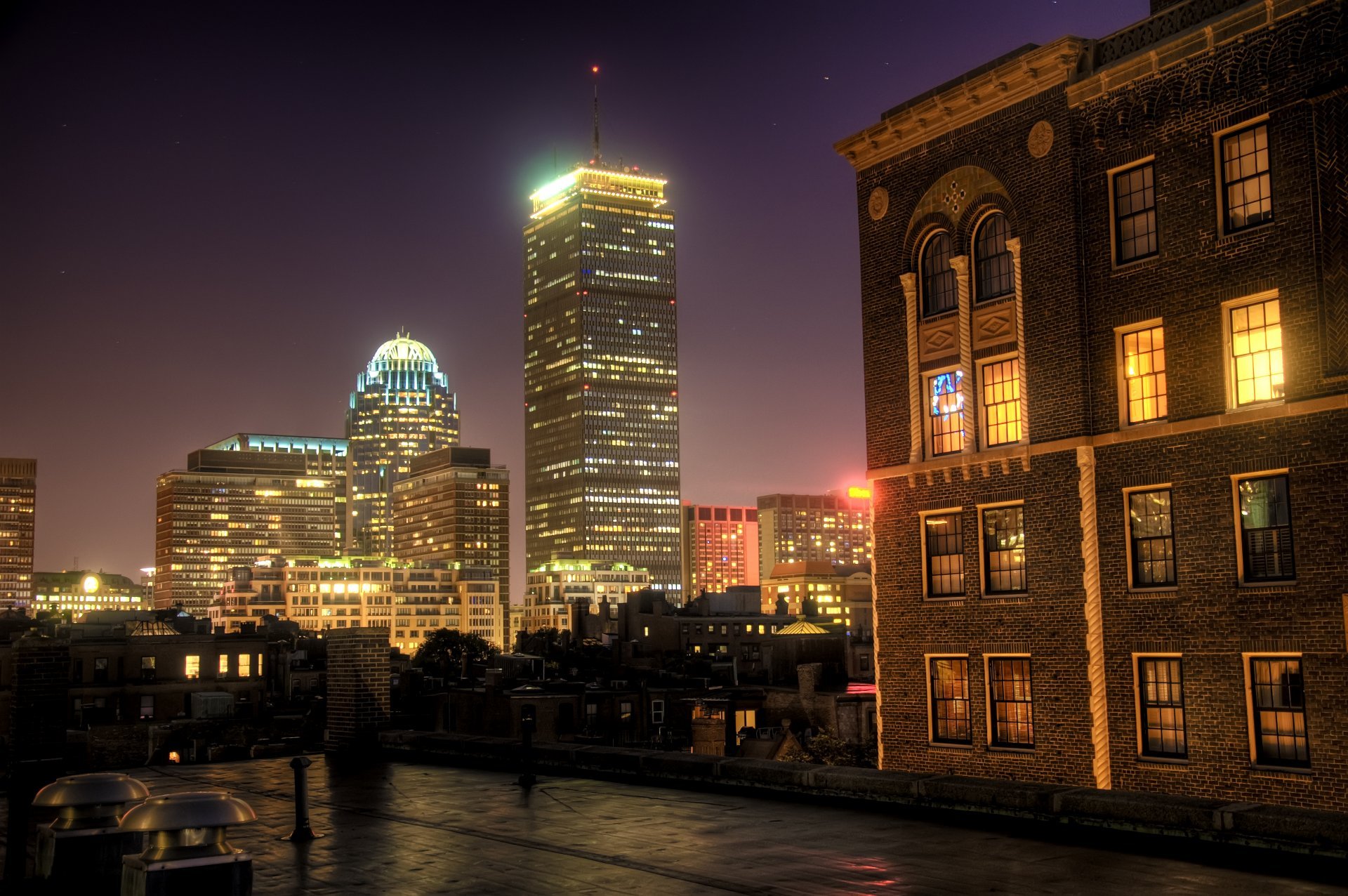 Фото зданий в городе. Бостон. Boston ночной. Бостон небоскребы. Бостон улицы США Вечерний.