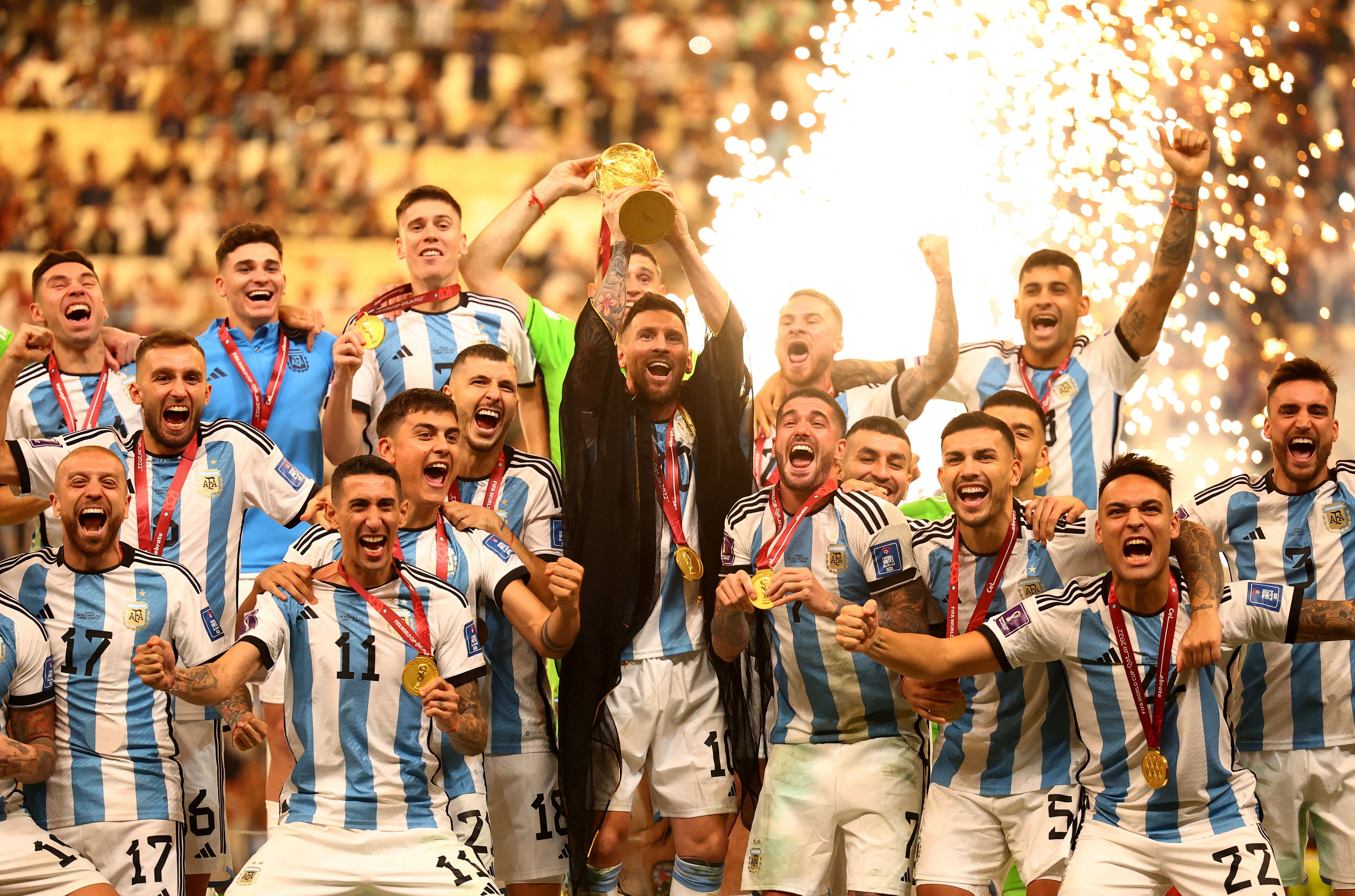 Аргентина чемпион 2022. Месси Аргентина 2022 чемпион.