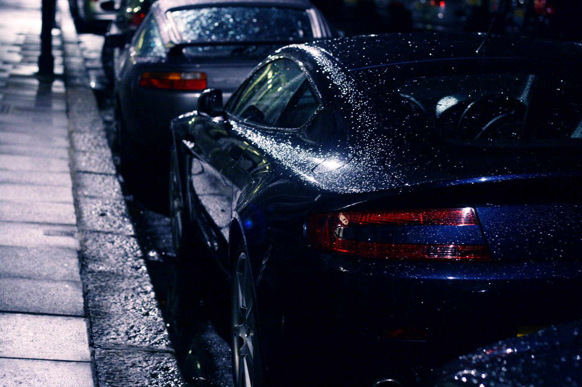 Машина дождь. Машина под дождем. Машина ночью. Машина ночь дождь.