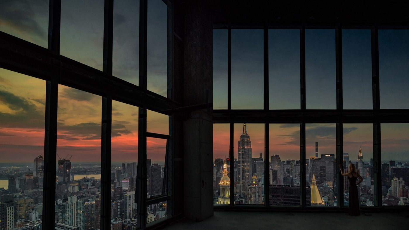 Вид ночного города из окна. Город за окном. Вид из панорамного окна. Красивый вид из окна. Обои на окно рабочее