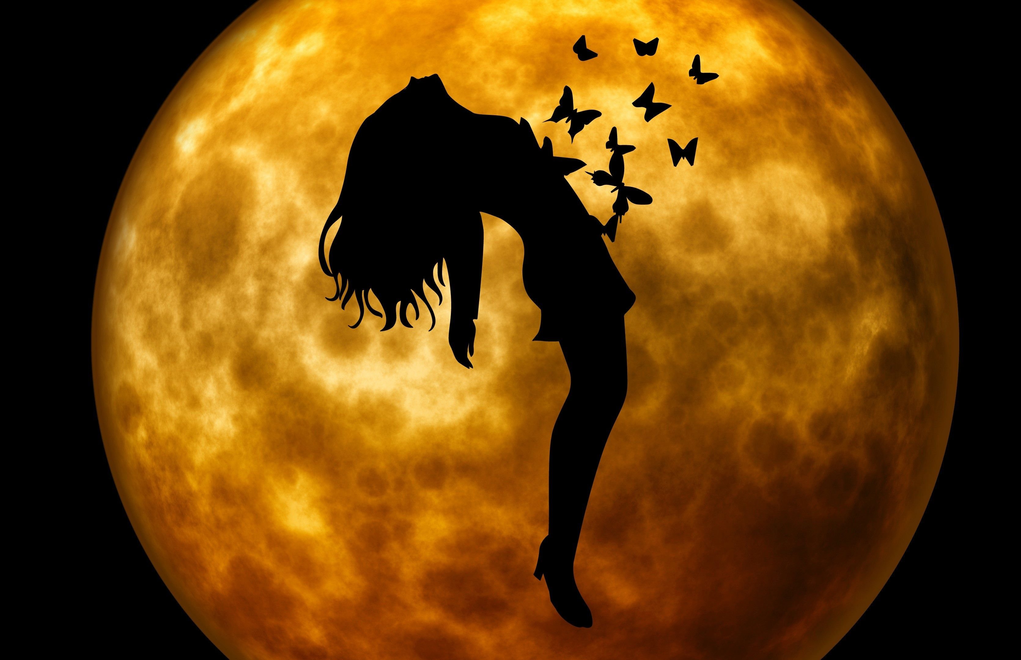 В полнолуние рождаются. Девушка на фоне Луны. Ведьма и Луна. Изображение Луны. Полнолуние девушка.