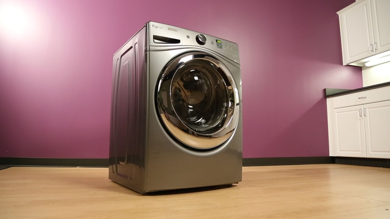 Какой ток в стиральной машине. Samsung стиральная машина 2022. Стиральная машина SXT-1600. Стиральная машина Whirlpool. Стиральная машина LG f2j3ns2w.