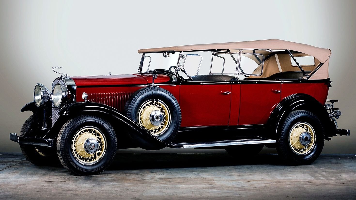 Картина 4 машина. Кадиллак 1920х. Бьюик 1920. Роллс Ройс 30-х. 1921 Buick.