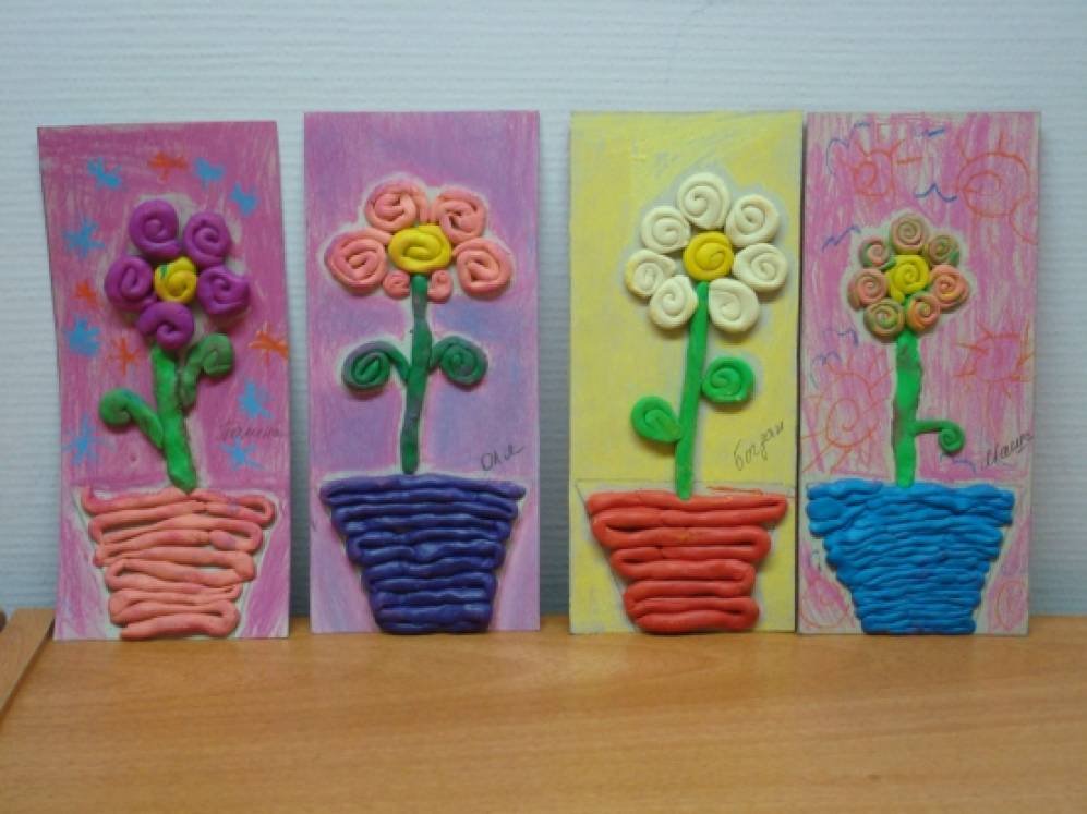 Пластилинография цветы для мамы в старшей группе. Лепка в старшей группе. Лепка в средней группе на тему март