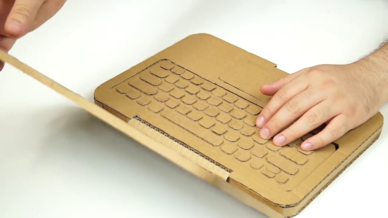 Картонный ноутбук. Компьютер из картона. Бумажный ноутбук для детей. Ноутбук из бумаги.