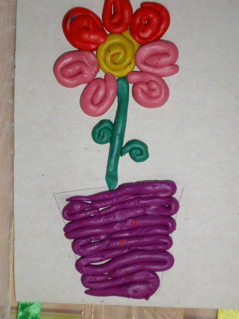 Цветок из пластилина жгутиков для детей. Что можно сделать маме из пластилина