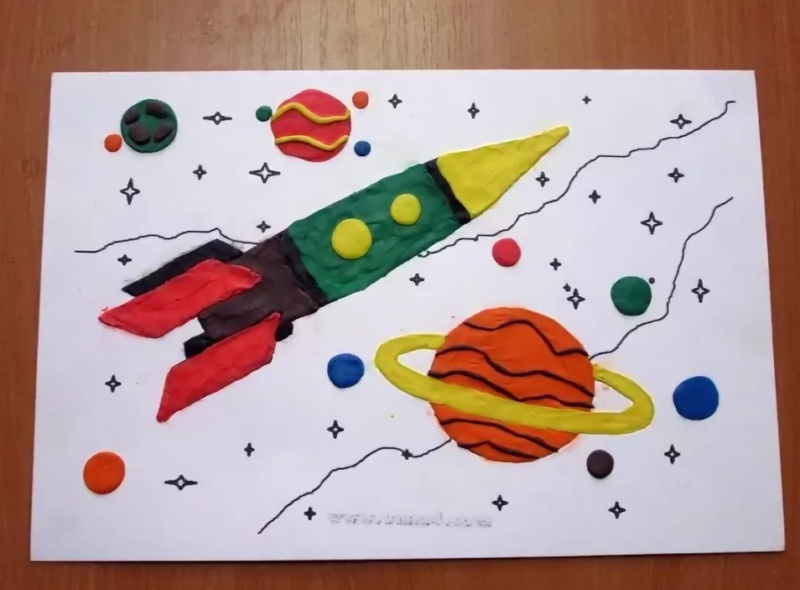Ракета в космосе пластилинография. Пластилинография для детей ракета космос. Лепка день космонавтики ракета пластилинография.