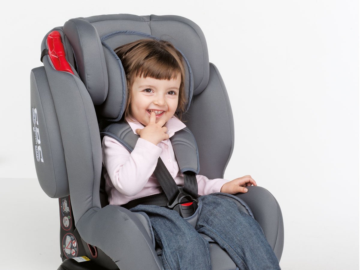 Приму сидению. Детское кресло. Ребенок в кресле. Ребенок в автокресле. Детские кресла в автомобиль.