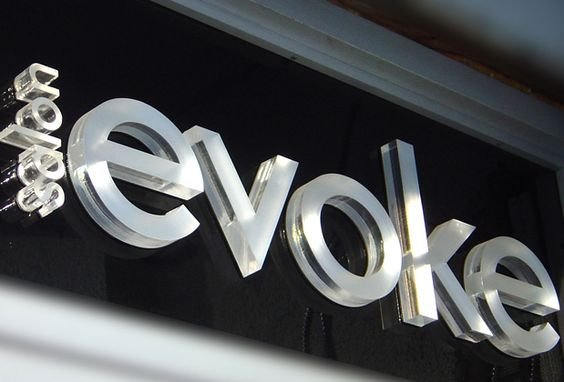 Прозрачная вывеска