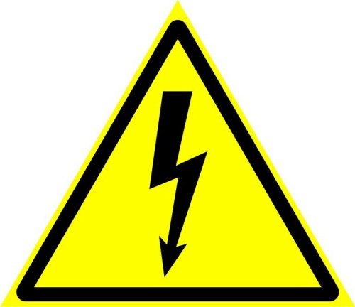 W08 опасность поражения электрическим током