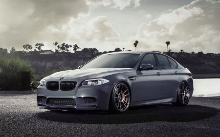 BMW m5 f10 Grey